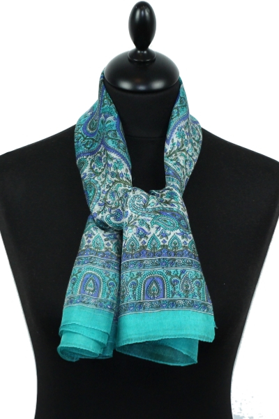 Foulard carré en soie turquoise