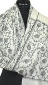 Pashmina Ivoire & Noir Brodé à la Main