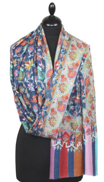 Étole Cachemire Bleu Marine Foral Brodée