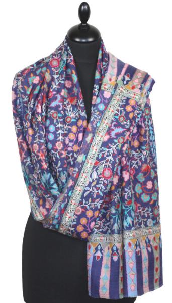 Étole Cachemire Bleu Marine Floral Brodée