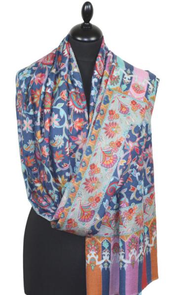 Étole Cachemire Bleu Marine Floral Brodée