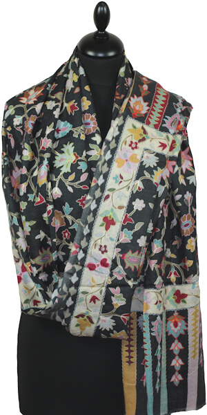 Étole Cachemire Noir Floral Brodée