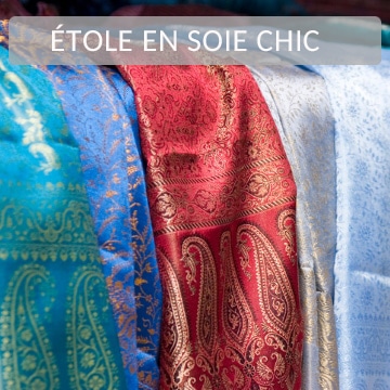 Étoles en soie indienne chic, aux motifs traditionnels et contemporains, offrant élégance, douceur et confort pour toutes les saisons